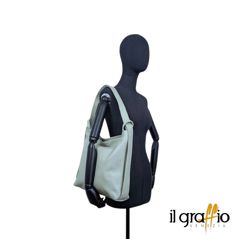 Borsa a spalla trasformabile in zaino.  Vera pelle. Made in Italy.