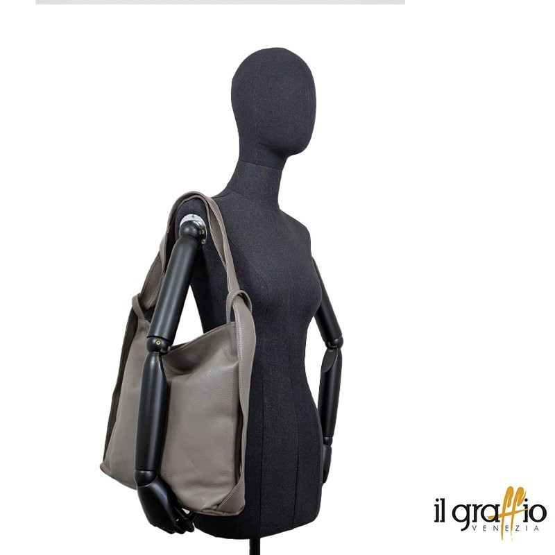 Borsa a spalla trasformabile in zaino.  Vera pelle. Made in Italy.